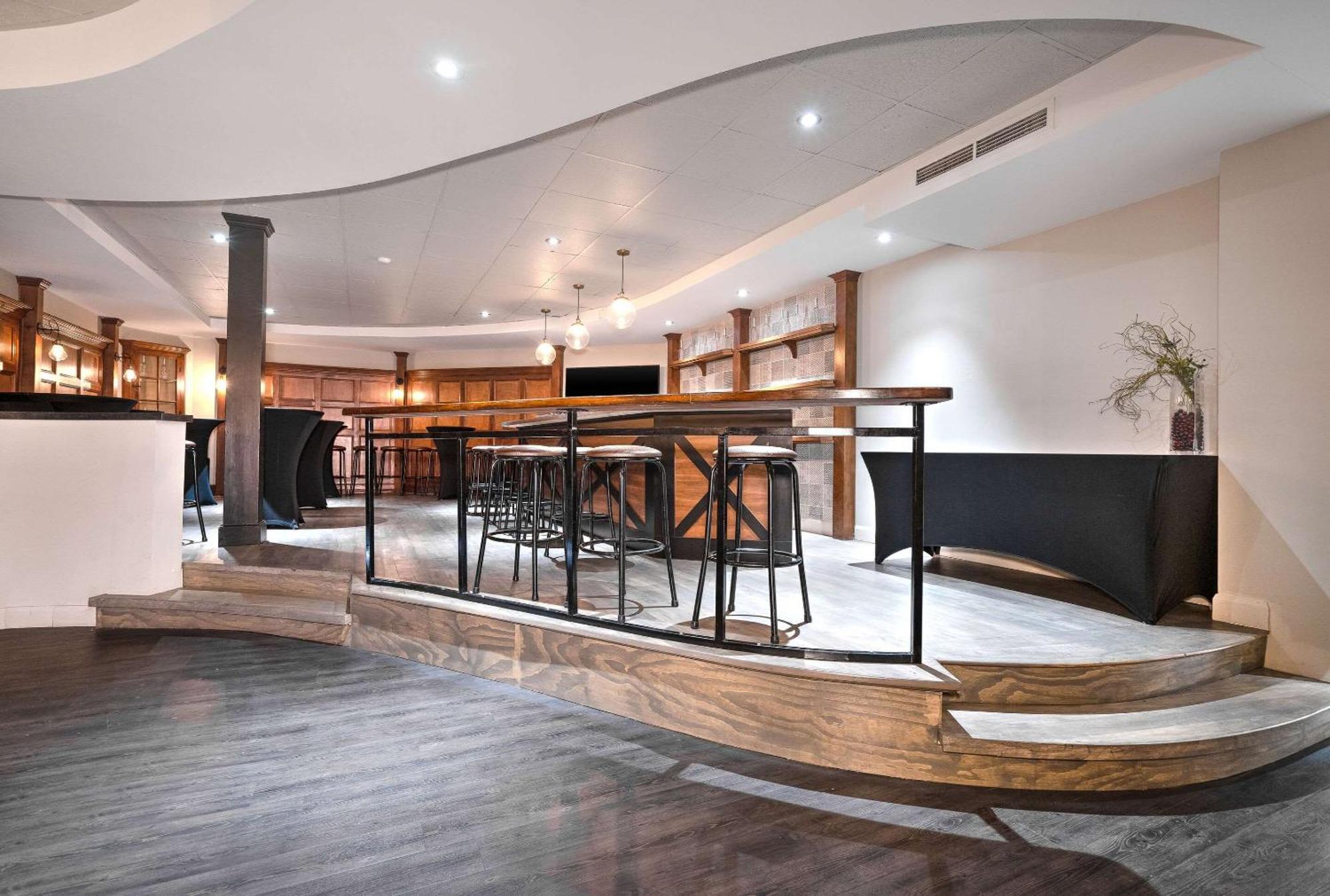 维克多林酒店-埃森德典藏酒店会员 维多利亚维尔 外观 照片